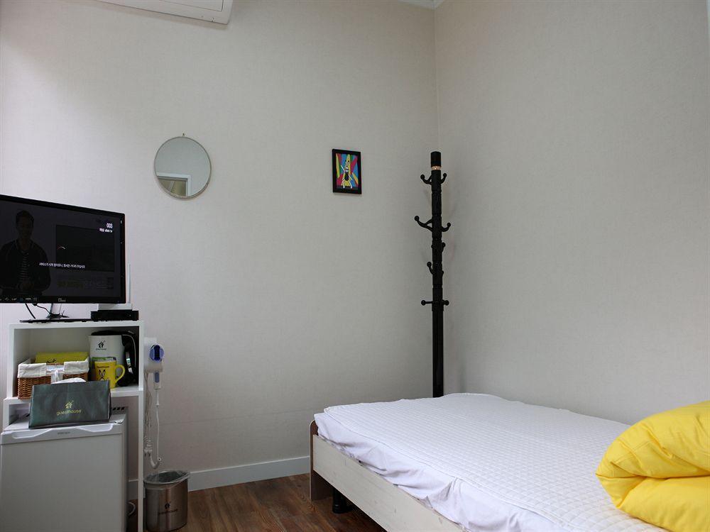 24 Guesthouse Namsan Garden Séoul Extérieur photo